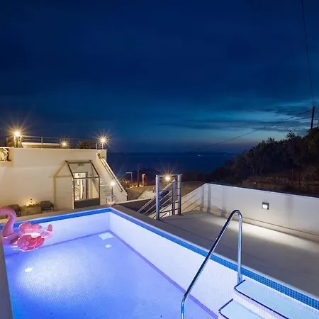 Vila Villapetra ; Veliko Brdo