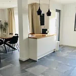 Villapetra Veliko Brdo ヴィラ マカルスカ