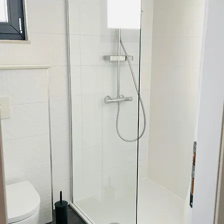 Villapetra ; Veliko Brdo *