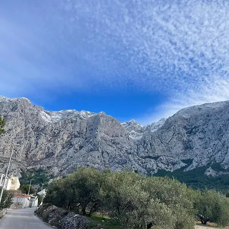 Villapetra Veliko Brdo * מאקרסקה