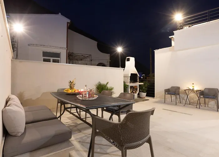 Villapetra Veliko Brdo וילה מאקרסקה