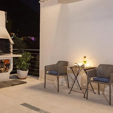 Villapetra ; Veliko Brdo Villa *